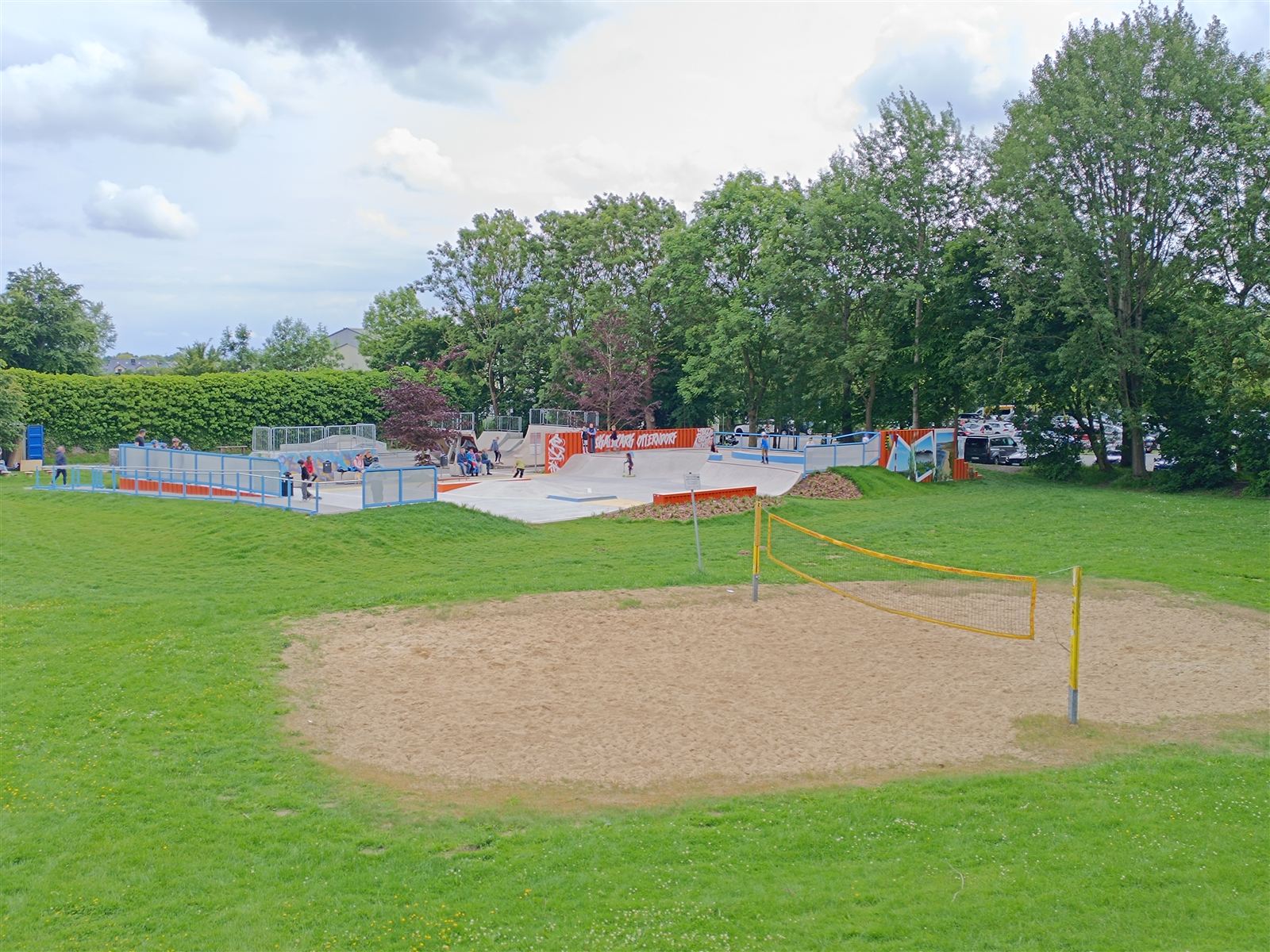 Skatepark und Beachvolleyball-Platz am Badesee Otterndorf